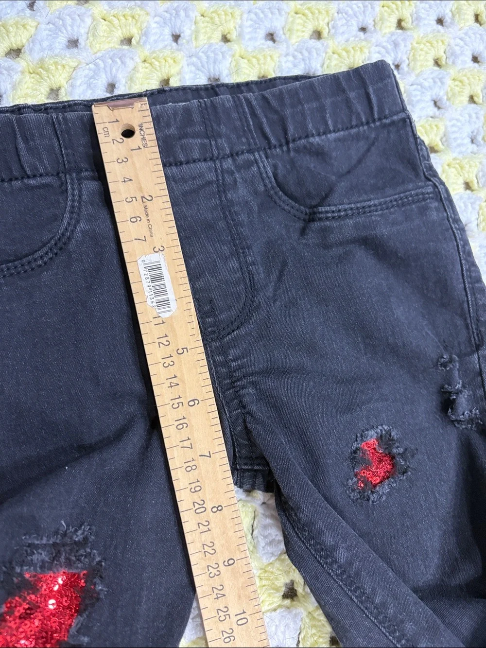 OshKosh B'gosh Black Distressed Jeggings with Red Sequins Patches Girls Size 7 !